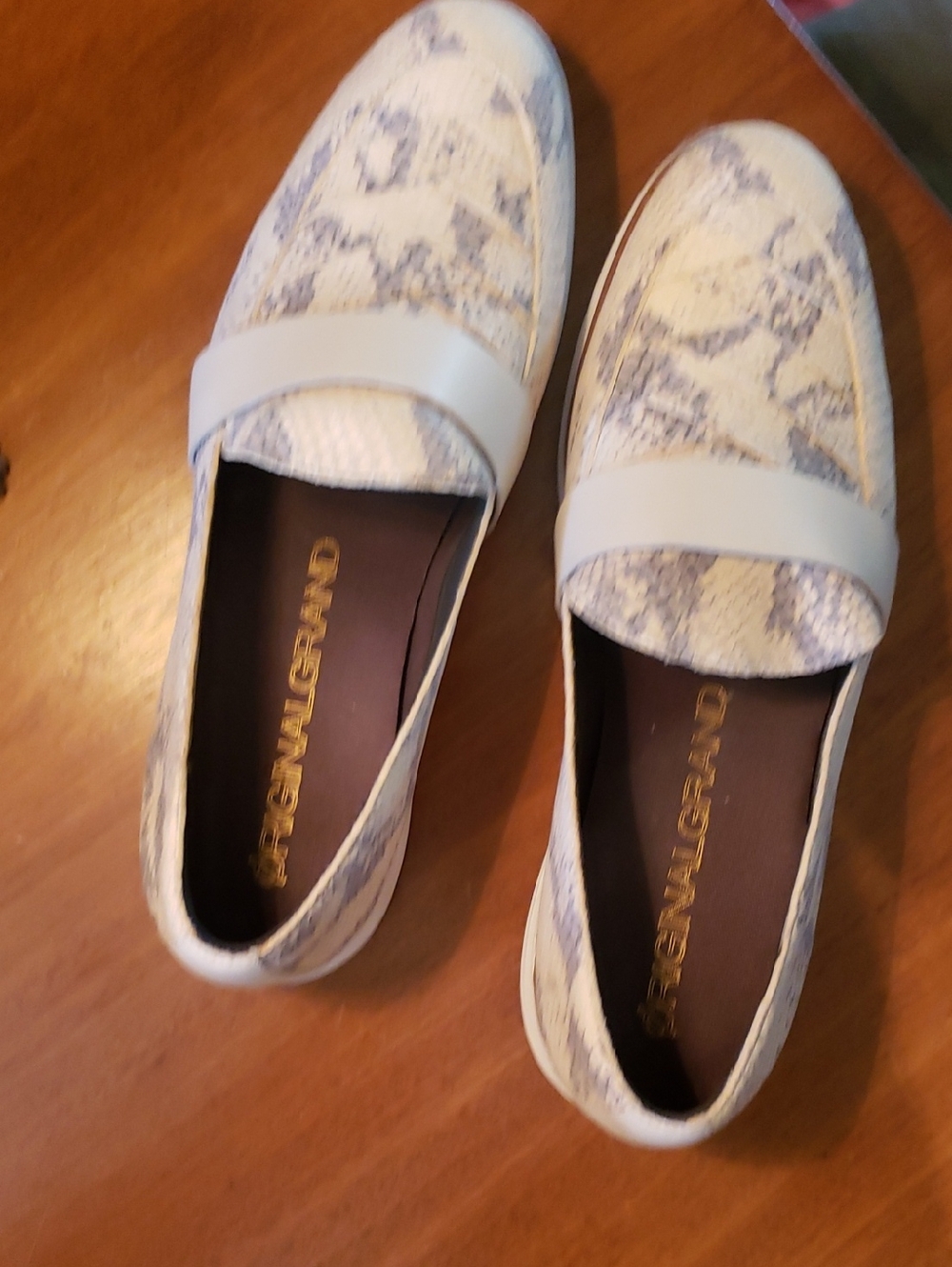 Cole Haan White and Gray Snake Print Loafers